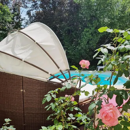 La Maison Des Vendangeurs 6 Holiday home Olonzac